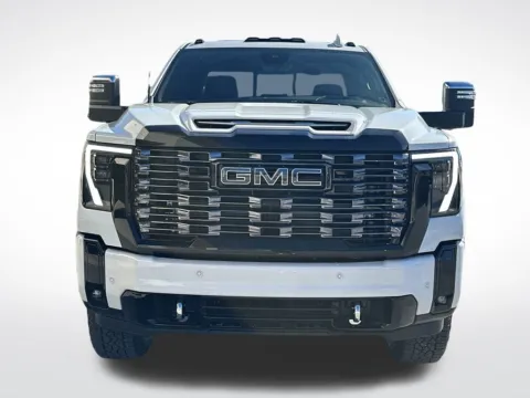 More photos of 2026 GMC Sierra 3500HD Denali Ultimate at Step One Cadillac Buick GMC Pensacola, FL
