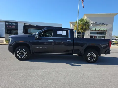 More photos of 2024 GMC Sierra 3500HD Denali Ultimate at Step One Cadillac Buick GMC Pensacola, FL