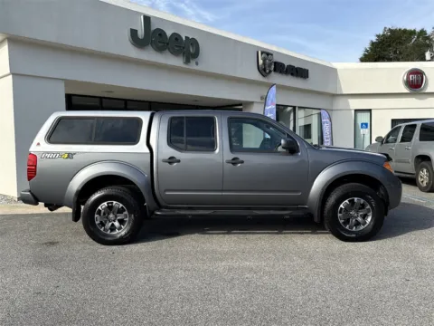 More photos of 2018 Nissan Frontier PRO-4X at Step One CDJR Fiat Crestview, FL