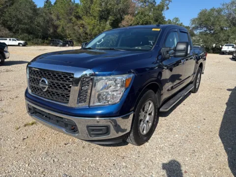 Photos of 2018 Nissan Titan SV for sale in Crestview, FL at Step One CDJR Fiat Crestview