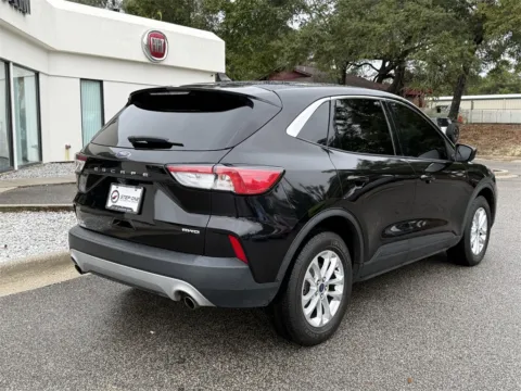 More photos of 2021 Ford Escape SE at Step One CDJR Fiat Crestview, FL
