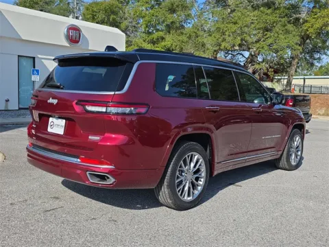 More photos of 2025 Jeep Grand Cherokee L Summit at Step One CDJR Fiat Crestview, FL