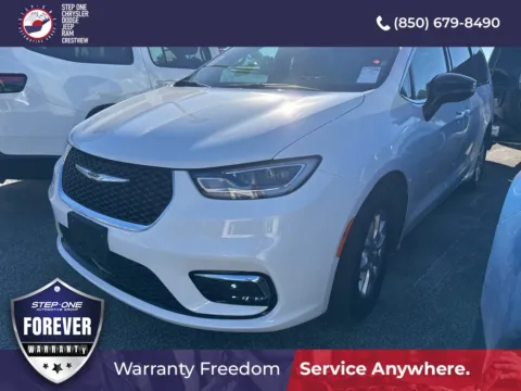 White 2025 Chrysler Pacifica Select for sale in Crestview, FL