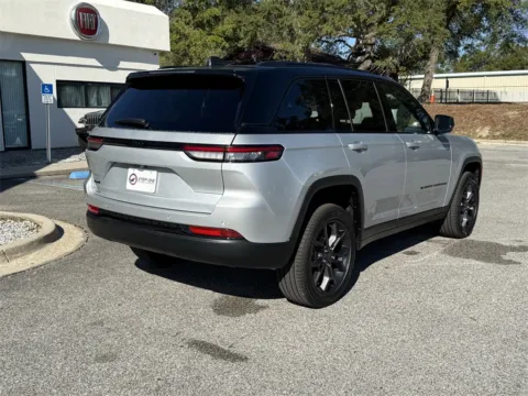 More photos of 2025 Jeep Grand Cherokee Limited at Step One CDJR Fiat Crestview, FL