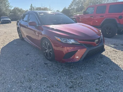 Red 2018 Toyota Camry L for sale in Crestview, FL