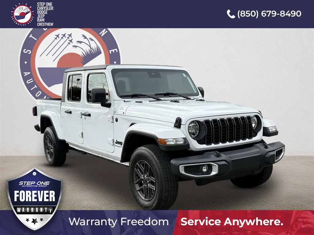 White 2024 Jeep Gladiator Sport for sale in Crestview, FL