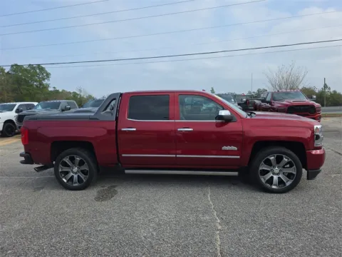 More photos of 2018 Chevrolet Silverado 1500 High Country at Step One CDJR Fiat Crestview, FL