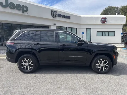 More photos of 2025 Jeep Grand Cherokee Limited at Step One CDJR Fiat Crestview, FL