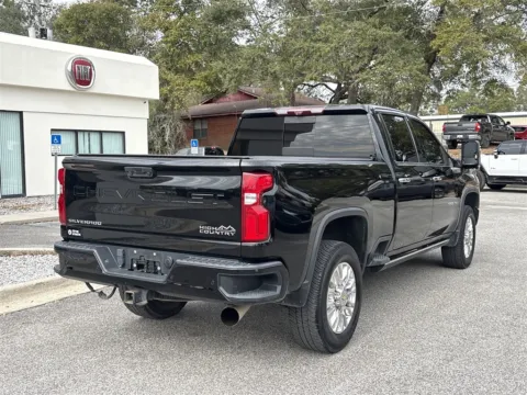 More photos of 2023 Chevrolet Silverado 2500HD High Country at Step One CDJR Fiat Crestview, FL