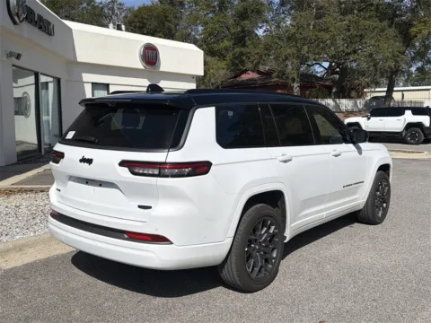 More photos of 2026 Jeep Grand Cherokee L Summit at Step One CDJR Fiat Crestview, FL