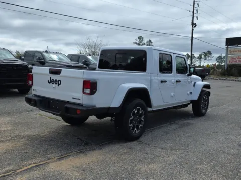 More photos of 2026 Jeep Gladiator Sahara at Step One CDJR Fiat Crestview, FL