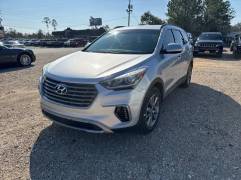 Silver 2017 Hyundai Santa Fe SE for sale in Crestview, FL