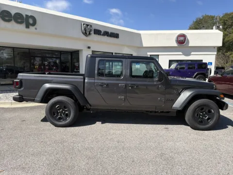 More photos of 2026 Jeep Gladiator Sport at Step One CDJR Fiat Crestview, FL