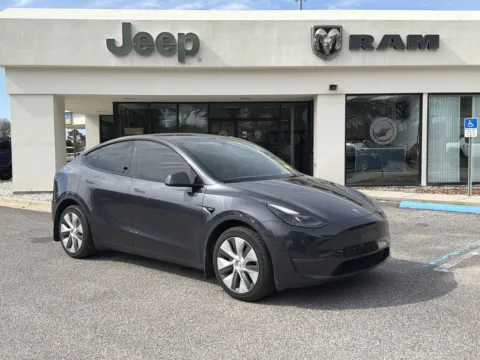 Gray 2024 Tesla Model Y Long Range for sale in Crestview, FL