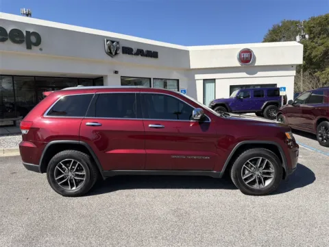 More photos of 2018 Jeep Grand Cherokee Limited at Step One CDJR Fiat Crestview, FL