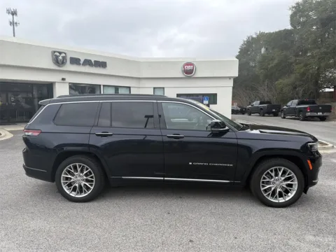 More photos of 2024 Jeep Grand Cherokee L Summit at Step One CDJR Fiat Crestview, FL