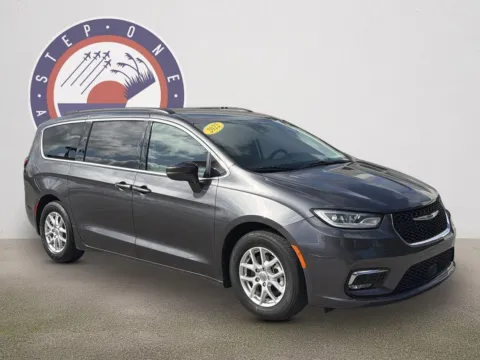 Gray 2022 Chrysler Pacifica Touring L for sale in Crestview, FL