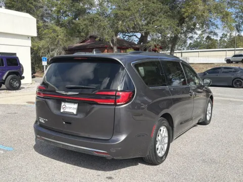 More photos of 2022 Chrysler Pacifica Touring L at Step One CDJR Fiat Crestview, FL