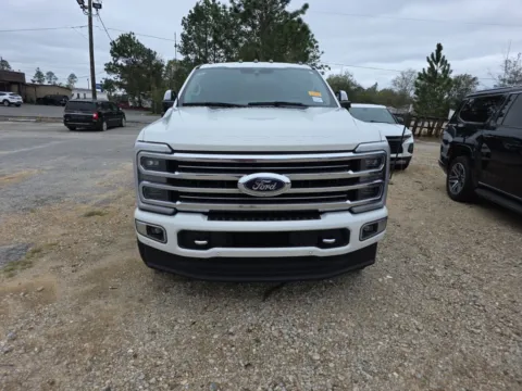 More photos of 2024 Ford F-350SD Limited at Step One CDJR Fiat Crestview, FL