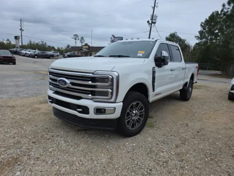 More photos of 2024 Ford F-350SD Limited at Step One CDJR Fiat Crestview, FL