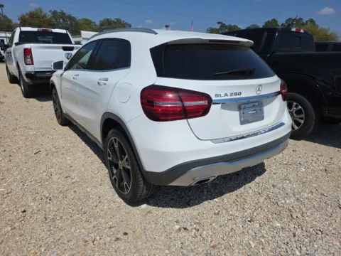More photos of 2018 Mercedes-Benz GLA 250 at Step One CDJR Fiat Crestview, FL