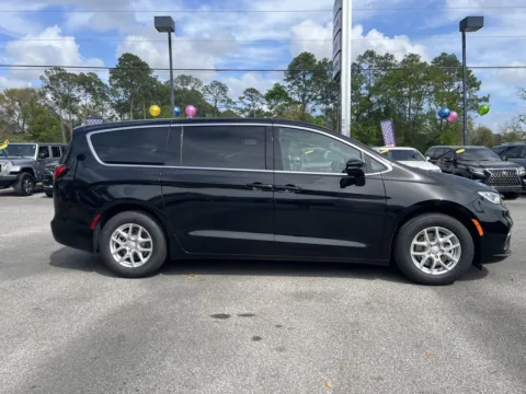 Another view of 2026 Chrysler Pacifica Select for sale in Crestview, FL at Step One CDJR Fiat Crestview