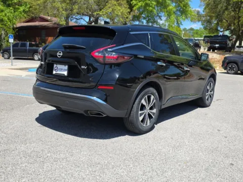 More photos of 2024 Nissan Murano SV at Step One CDJR Fiat Crestview, FL