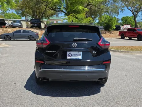 More photos of 2024 Nissan Murano SV at Step One CDJR Fiat Crestview, FL
