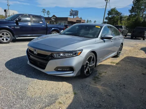 More photos of 2018 Honda Accord Sport at Step One CDJR Fiat Crestview, FL