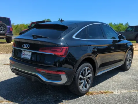 More photos of 2022 Audi Q5 Sportback 45 S line Premium at Step One CDJR Fiat Crestview, FL