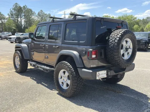 More photos of 2022 Jeep Wrangler Unlimited Sport S at Step One CDJR Fiat Crestview, FL