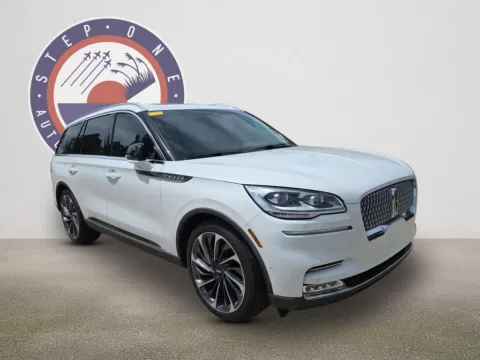 Photos of 2020 Lincoln Aviator Reserve for sale in Crestview, FL at Step One CDJR Fiat Crestview