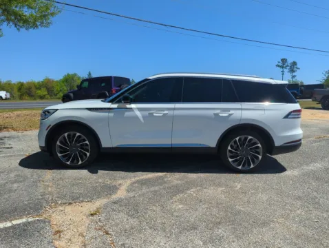 More photos of 2020 Lincoln Aviator Reserve at Step One CDJR Fiat Crestview, FL
