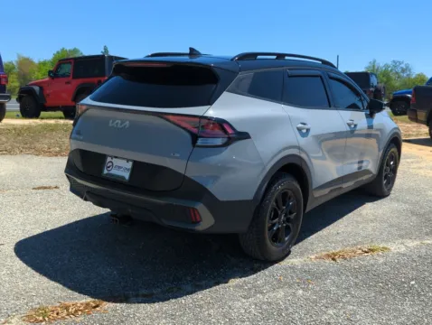 More photos of 2023 Kia Sportage X-Pro at Step One CDJR Fiat Crestview, FL