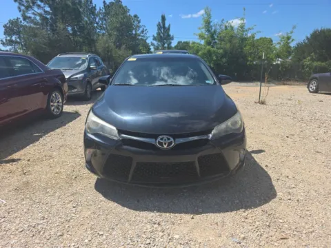 More photos of 2015 Toyota Camry SE at Step One CDJR Fiat Crestview, FL