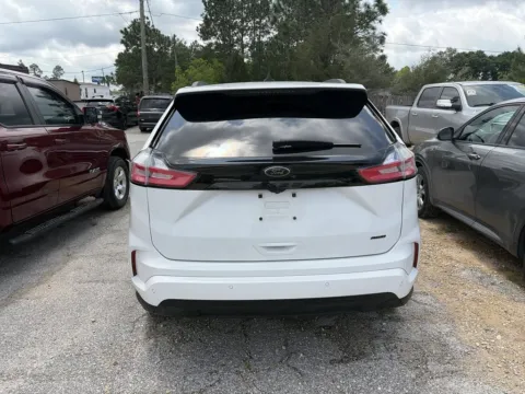 More photos of 2023 Ford Edge SE at Step One CDJR Fiat Crestview, FL