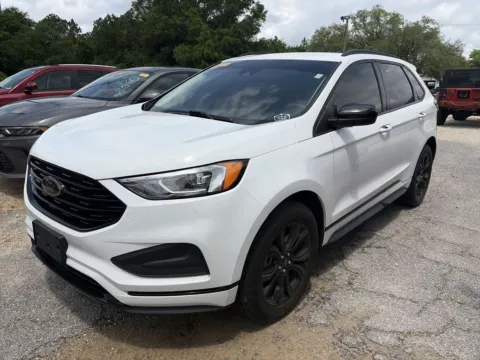 More photos of 2023 Ford Edge SE at Step One CDJR Fiat Crestview, FL