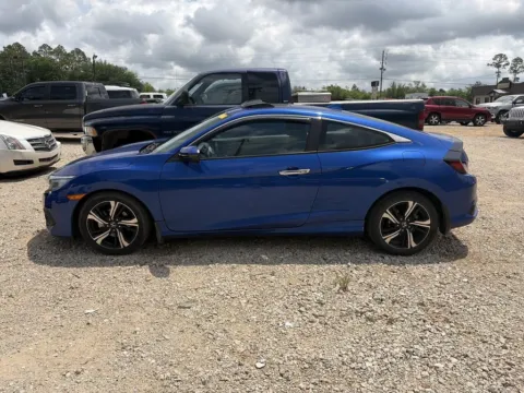 More photos of 2017 Honda Civic Touring at Step One CDJR Fiat Crestview, FL