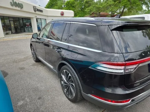 More photos of 2023 Lincoln Aviator Reserve at Step One CDJR Fiat Crestview, FL
