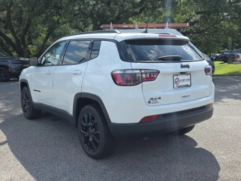 More photos of 2026 Jeep Compass Latitude at Step One CDJR Fiat Crestview, FL