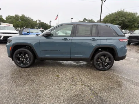 Another view of 2026 Jeep Grand Cherokee Limited for sale in Crestview, FL at Step One CDJR Fiat Crestview