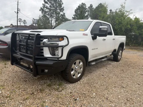 More photos of 2022 Chevrolet Silverado 2500HD LTZ at Step One CDJR Fiat Crestview, FL