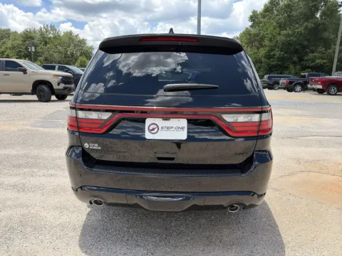 More photos of 2026 Dodge Durango GT HEMI V8 at Step One CDJR Fiat Crestview, FL