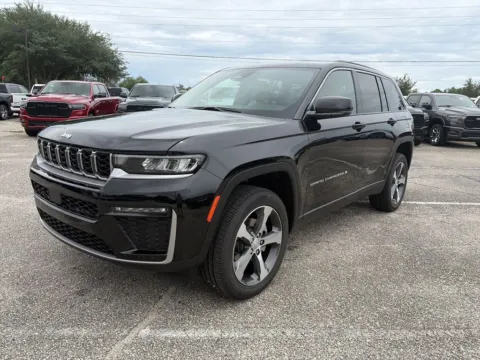 Photos of 2026 Jeep Grand Cherokee Limited for sale in Crestview, FL at Step One CDJR Fiat Crestview