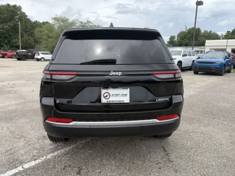 More photos of 2026 Jeep Grand Cherokee Limited at Step One CDJR Fiat Crestview, FL
