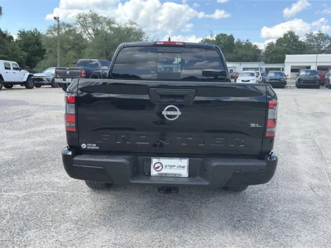 More photos of 2024 Nissan Frontier SL at Step One CDJR Fiat Crestview, FL