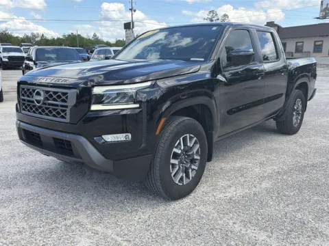 Photos of 2024 Nissan Frontier SL for sale in Crestview, FL at Step One CDJR Fiat Crestview