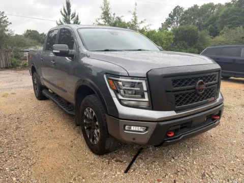 More photos of 2023 Nissan Titan PRO-4X at Step One CDJR Fiat Crestview, FL