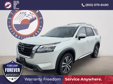 White 2023 Nissan Pathfinder Platinum for sale in Crestview, FL