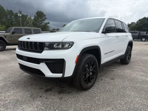 Photos of 2026 Jeep Grand Cherokee Laredo Altitude for sale in Crestview, FL at Step One CDJR Fiat Crestview